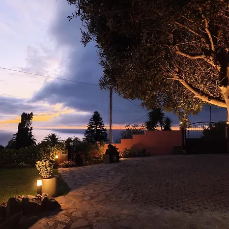 Great Views & Heated Pool - El Perenquen 4 Lejlighed